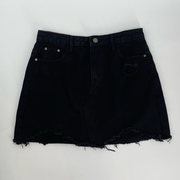 Missguided Ripped Denim Mini Skirt - Picture 3 of 4